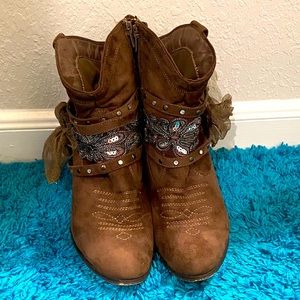 Super Cute Brown Ankle Boots - “Not Rated Brand” - Women’s Size 9 🥾